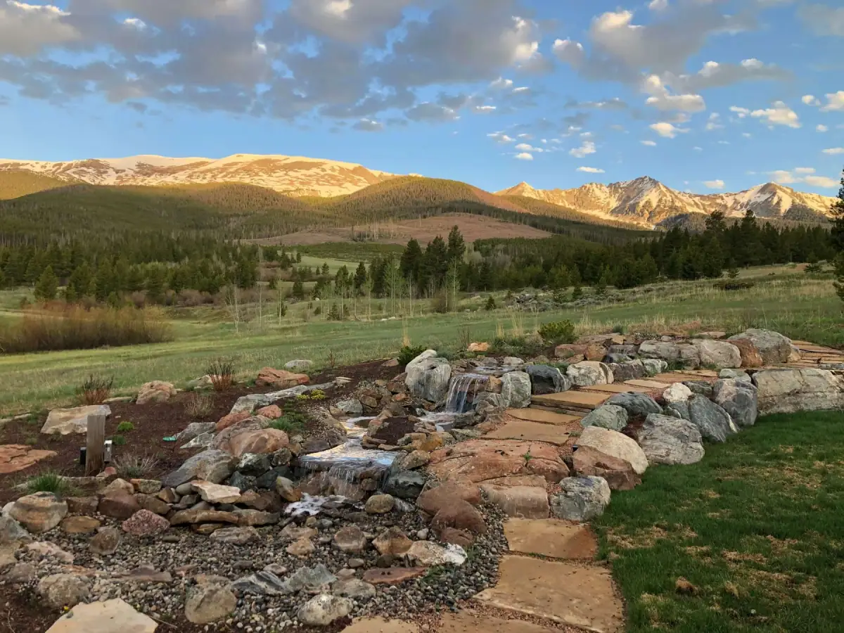 Water features Colorado